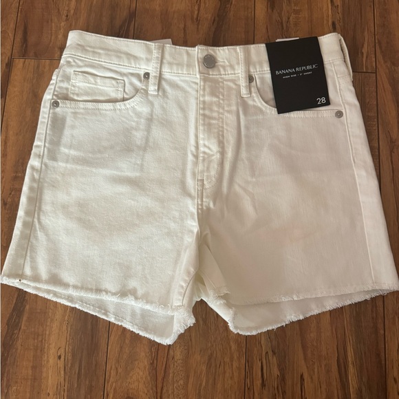 NWT 2pcs: Forever 21 top size M and Banana Republic shorts. size 28 - Picture 3 of 4